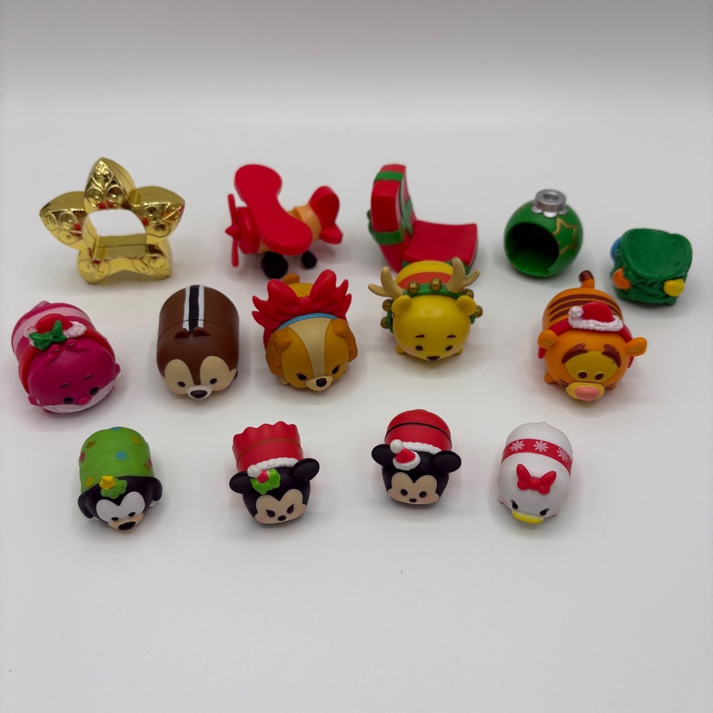 Disney Tsum Tsum Christmas Holiday Vinyl Figure Lot 14pc Mickey Pooh Tigger Good